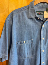 Load image into Gallery viewer, Size Large American Eagle Men's Short Sleeve Shirt
