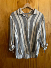 Load image into Gallery viewer, Size XL Orvis White Women's Long Sleeve Shirt
