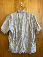 Load image into Gallery viewer, Size Medium True Grit California Men's Short Sleeve Shirt
