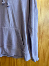 Load image into Gallery viewer, Size Large 10 Tree Purple Women&#39;s Sweater &amp; Sweatshirt
