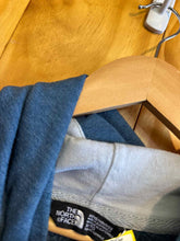 Load image into Gallery viewer, Size XL The North Face Men's Sweater &amp; Sweatshirt
