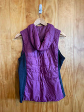 Load image into Gallery viewer, Size Medium smartwool Magenta Women's Vest
