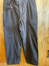 Load image into Gallery viewer, Size 38x32 Duluth Trading Men's Pants
