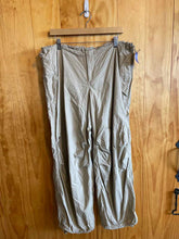 Load image into Gallery viewer, Size Large Empyre Men&#39;s Pants
