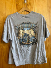 Load image into Gallery viewer, Size XL Gildan Men's Short Sleeve Shirt
