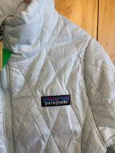 Load image into Gallery viewer, Patagonia Winter Coat
