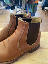 Load image into Gallery viewer, Women&#39;s Shoe Size 7.5 Red Wing Brown Boots
