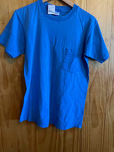 Load image into Gallery viewer, Size Large Towncraft Men's Short Sleeve Shirt
