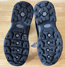 Load image into Gallery viewer, 8 Hi tec Men's Hiking Boots

