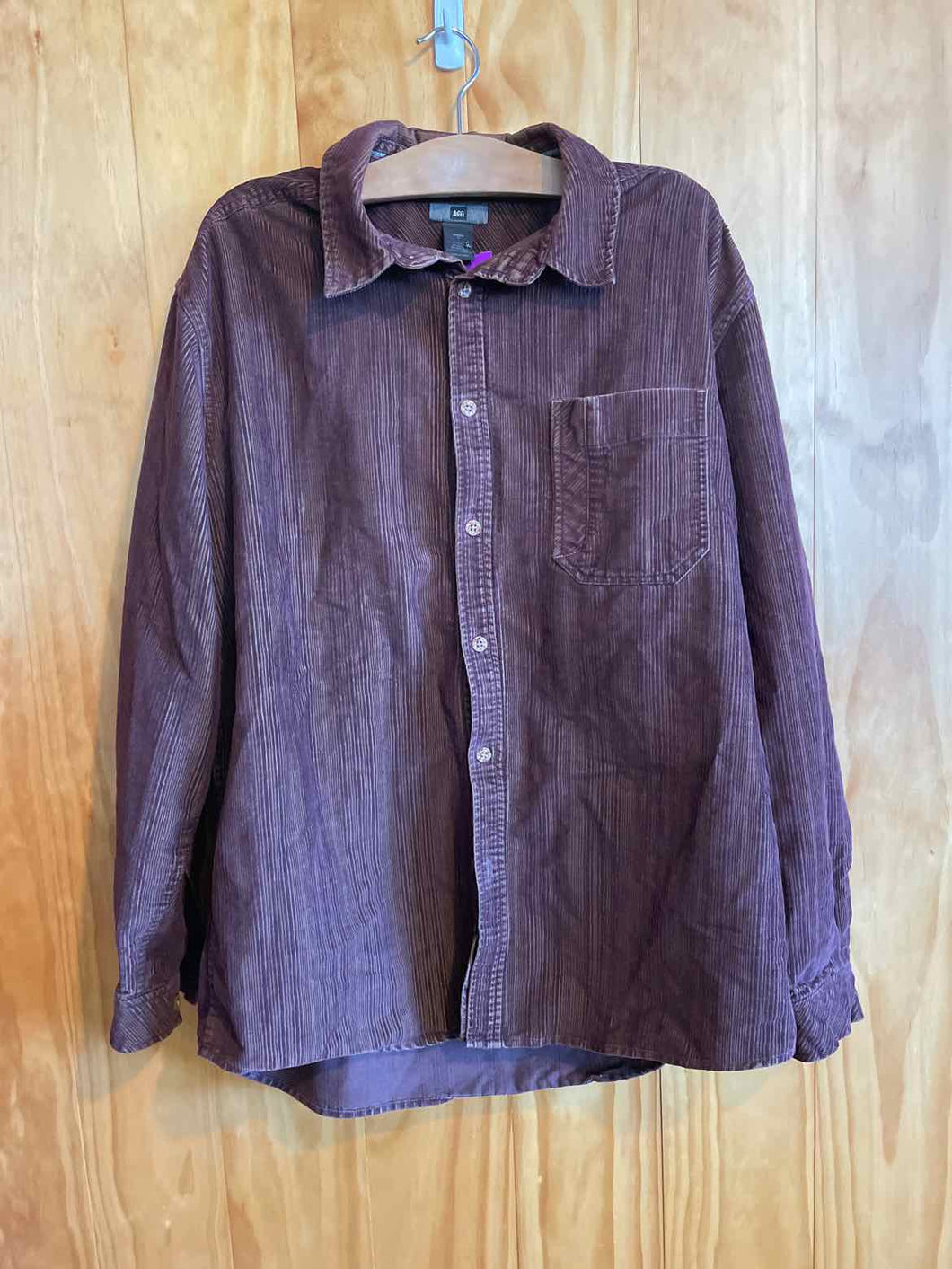 Size Large REI Men's Flannel
