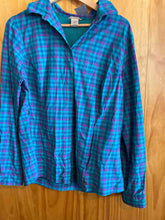 Load image into Gallery viewer, Size X-Large Duluth Trading Blue Women's Flannel
