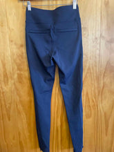 Load image into Gallery viewer, Size XS Athleta Navy Women's Leggings
