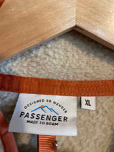 Load image into Gallery viewer, Size XL Passenger Men&#39;s Fleece
