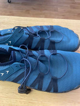 Load image into Gallery viewer, 46 Hike Footwear Men's Water Shoes
