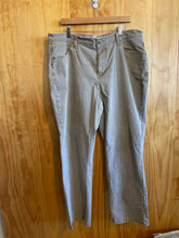 Load image into Gallery viewer, Size 40x32 Red Head Men's Pants

