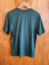 Load image into Gallery viewer, Size S Nike Men's Short Sleeve Shirt
