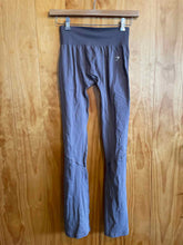 Load image into Gallery viewer, GymShark Grey Women's Leggings
