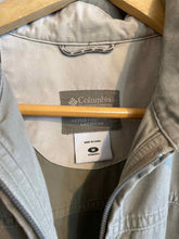 Load image into Gallery viewer, Women Size M Columbia Olive Women&#39;s Jacket
