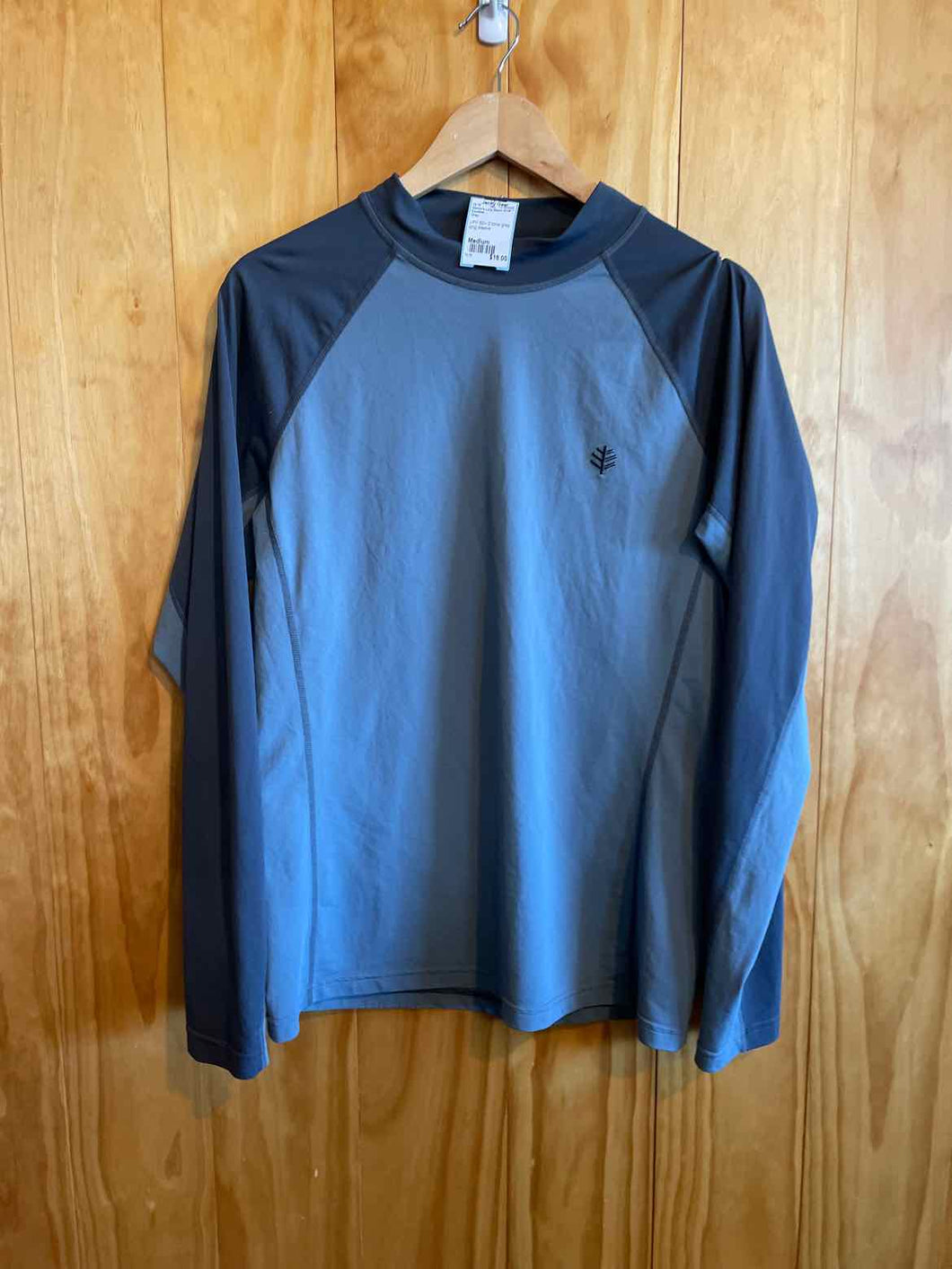 Size Medium Coolibar Grey Women's Long Sleeve Shirt