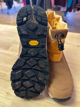 Load image into Gallery viewer, Shoe Size 8.5 Danner Tan Boots
