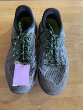 Load image into Gallery viewer, 6.5 Nike Men's Trail Running Shoes
