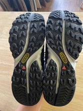 Load image into Gallery viewer, 9 Keen Men's Hiking Shoes
