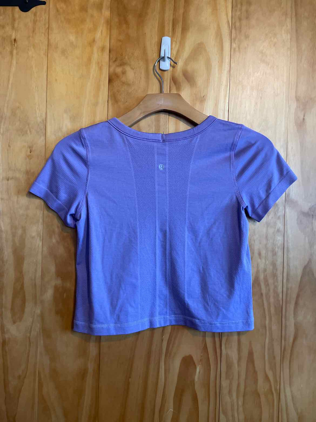 Size 6 Lululemon Purple Women's Short Sleeve Shirt