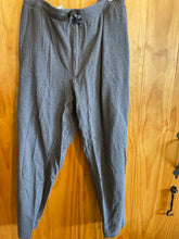 Load image into Gallery viewer, Size 2XL Duluth Trading Men's Sweatpants
