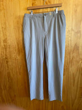 Load image into Gallery viewer, Size L Chubbies Men's Pants
