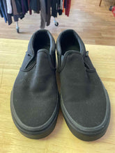 Load image into Gallery viewer, 7 Vans Men&#39;s Shoes
