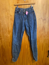 Load image into Gallery viewer, Size 5 Lee Blue Women's Jeans
