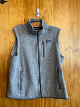 Load image into Gallery viewer, Size Large Patagonia Men's Vest
