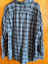 Load image into Gallery viewer, Size 2XL Duluth Trading Men's Flannel
