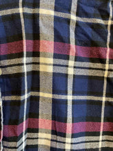 Load image into Gallery viewer, Size Medium Jachs Blue Print Women's Flannel

