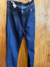 Load image into Gallery viewer, Size 46 Levi's Men's Jeans
