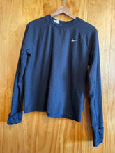 Load image into Gallery viewer, Size Medium Nike Black Women's Long Sleeve Shirt
