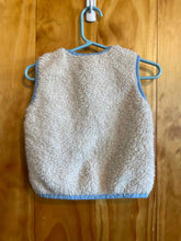 Load image into Gallery viewer, Child Size 18-24 Months Baby Boden Boy's Boy's Vest
