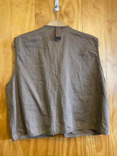 Load image into Gallery viewer, Pflueger Fishing Vest
