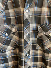 Load image into Gallery viewer, Size L BJ-R Men's Short Sleeve Shirt
