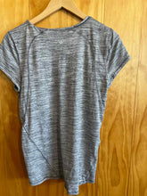 Load image into Gallery viewer, Size Unknown Lululemon Grey Women's Short Sleeve Shirt
