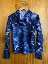 Load image into Gallery viewer, Size Small Columbia Purple Women's Hoodie
