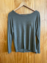 Load image into Gallery viewer, Size M Moa Moa Green Women's Sweater &amp; Sweatshirt
