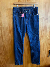 Load image into Gallery viewer, Size 32X34 Levi Strauss &amp; Co. Men's Jeans
