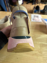 Load image into Gallery viewer, Shoe Size 10 Sorel Beige Boots
