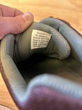 Load image into Gallery viewer, Shoe Size 9.5 L.L. Bean Casual Shoes
