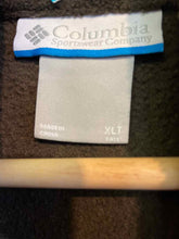 Load image into Gallery viewer, Size XLT Columbia Men&#39;s Fleece

