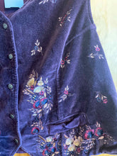 Load image into Gallery viewer, Size Large Van Hueusen Purple Women's Vest
