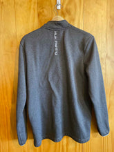 Load image into Gallery viewer, Size Medium Huk Men's Fleece
