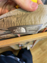 Load image into Gallery viewer, Size 12 The North Face Tan Women's Pants
