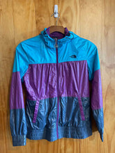 Load image into Gallery viewer, Women Size Medium North Face Women&#39;s Jacket
